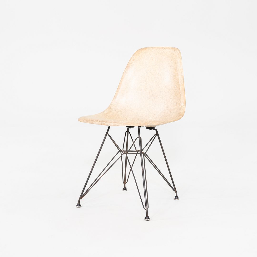 DSR Chair