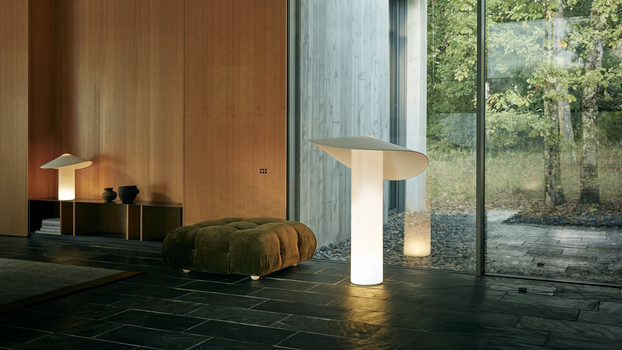 Loja Table Lamp