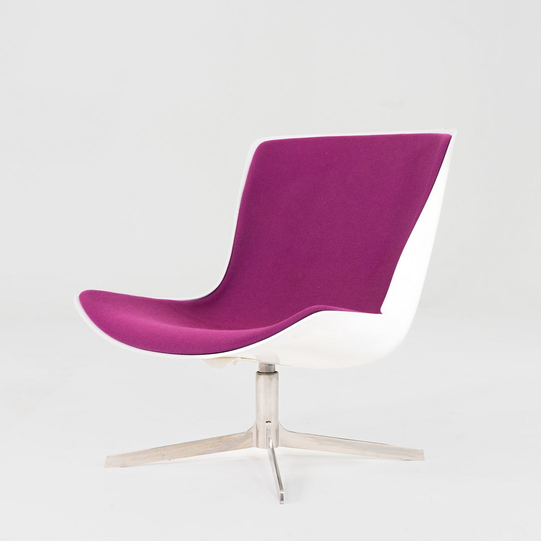 Vika Swivel Lounge Chair