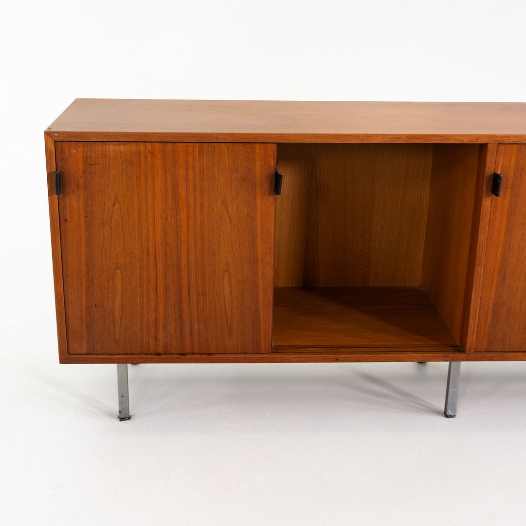 Florence Knoll 541 Credenza
