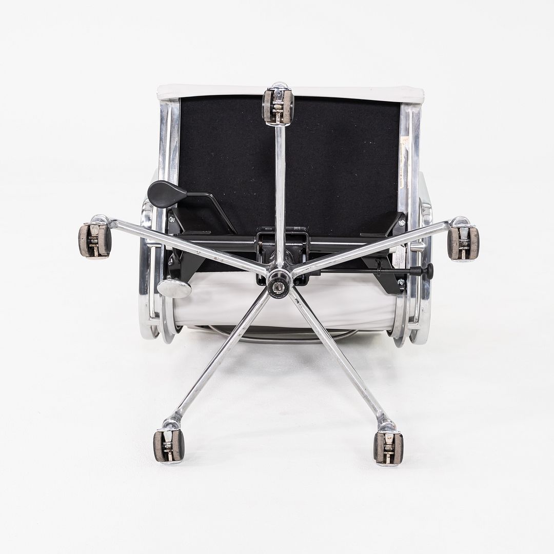 Soft Pad Management Desk Chair, EA435