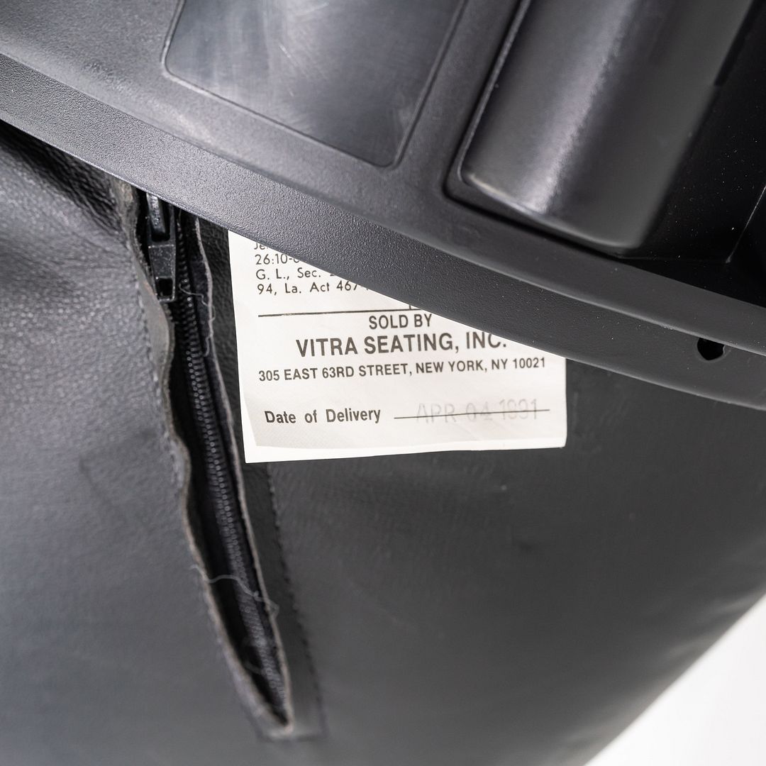 Figura Desk Chair