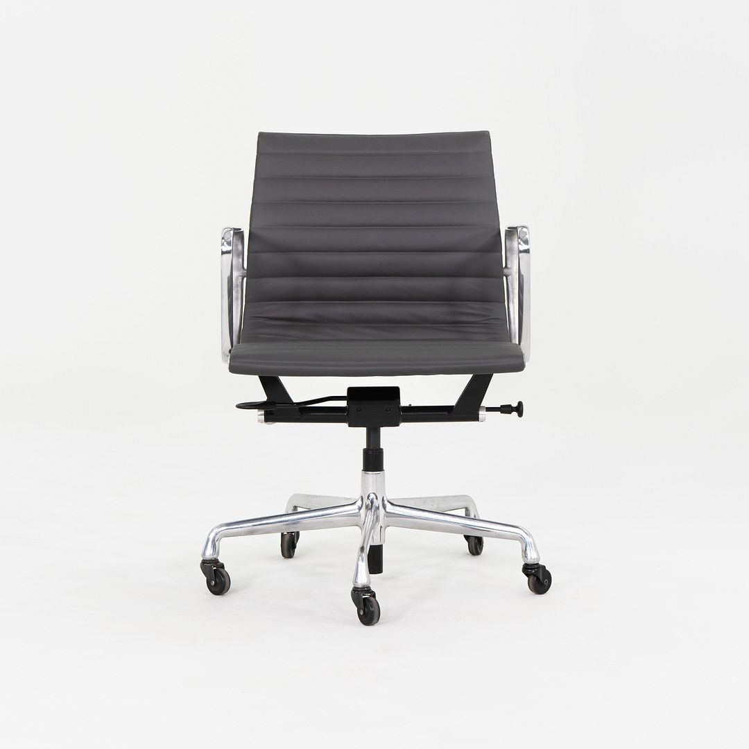 Aluminum Group Management Desk Chair, Model EA335