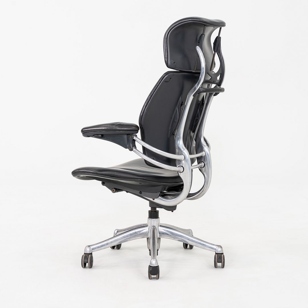 Freedom Desk Chair