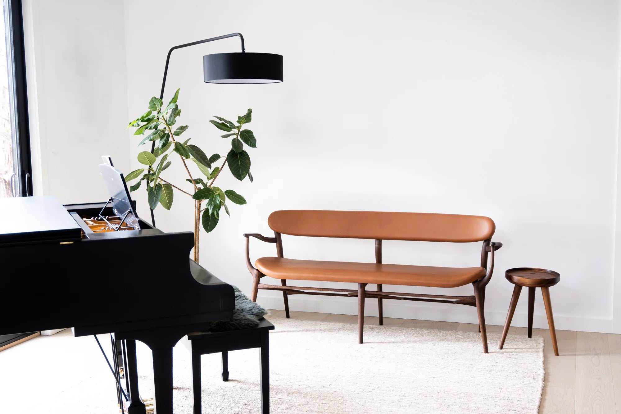 Oxbend Side Table