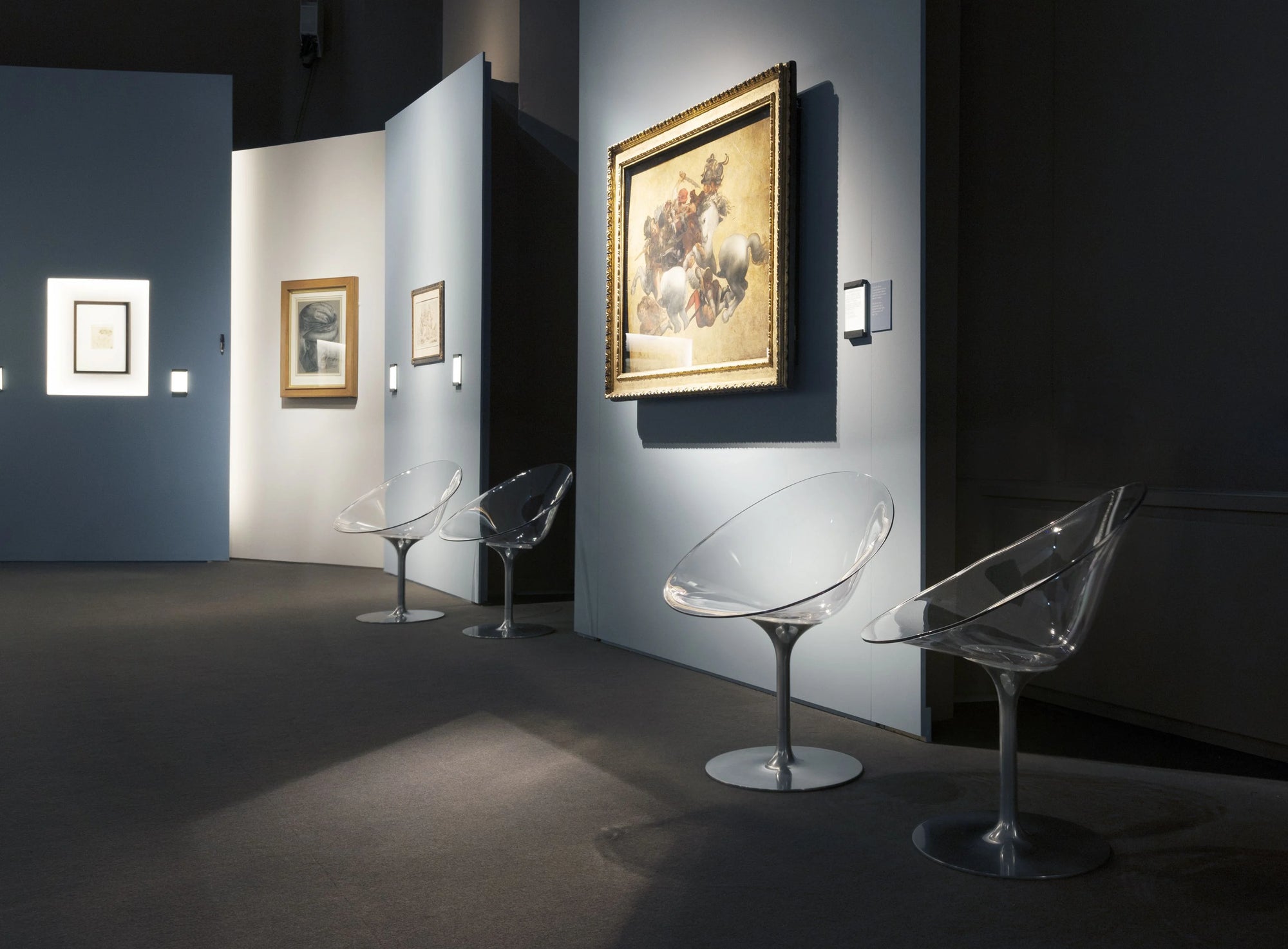 EroISI Swivel Chair