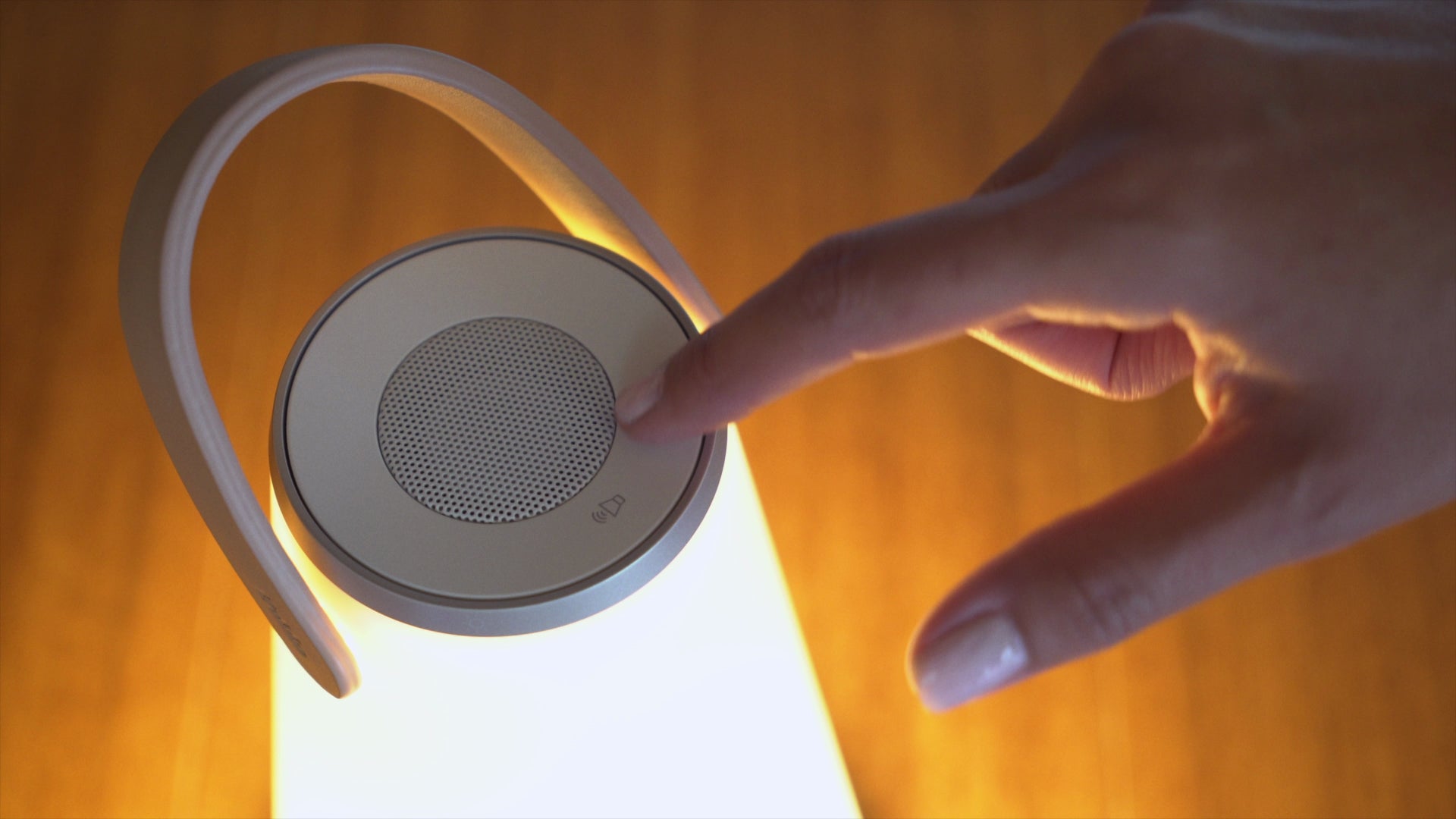 Uma Sound Lantern