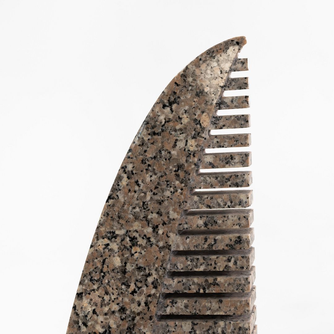 "Vanishing Edge Round" Sculpture