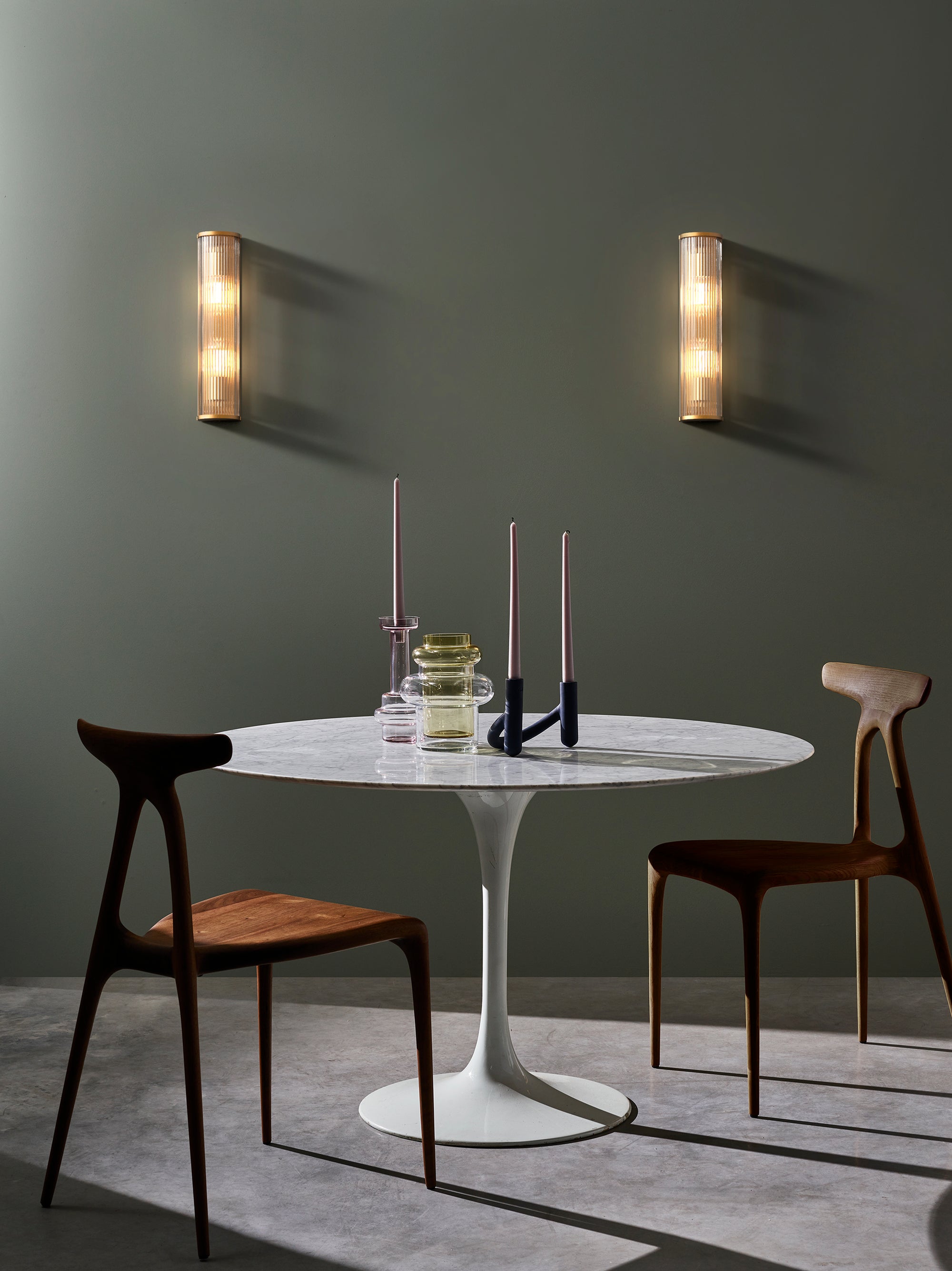 Avignon Wall Light — Round