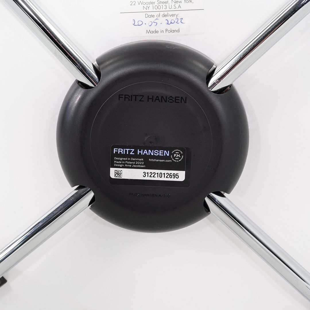 Series 7 Chair, Model 3107