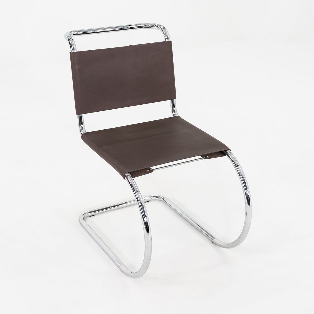 MR10 Chairs