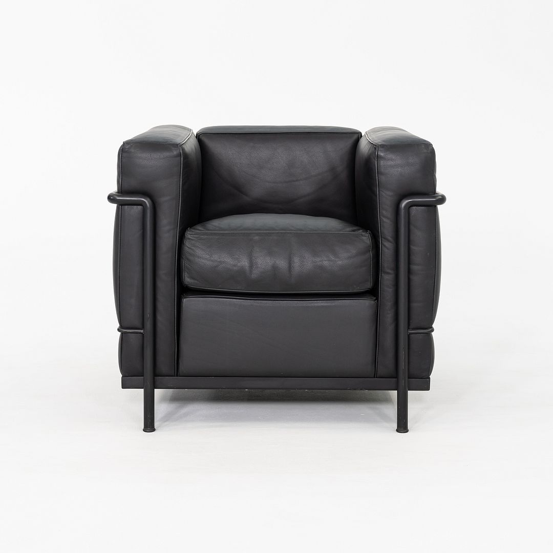 LC2 Petit Club Lounge Chair by Le Corbusier, Pierre Jeanneret