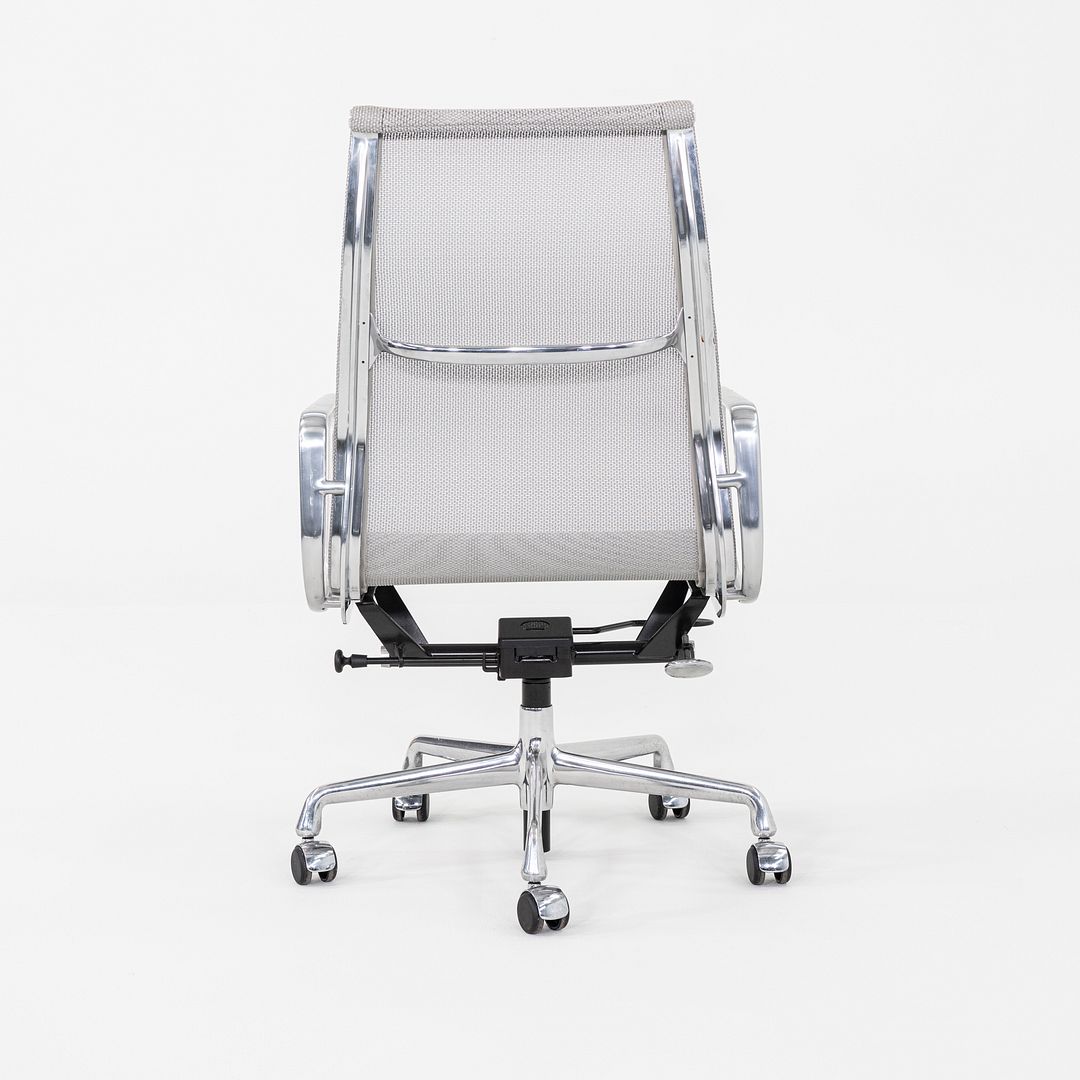 Aluminum Group Executive Desk Chair, Model EA337
