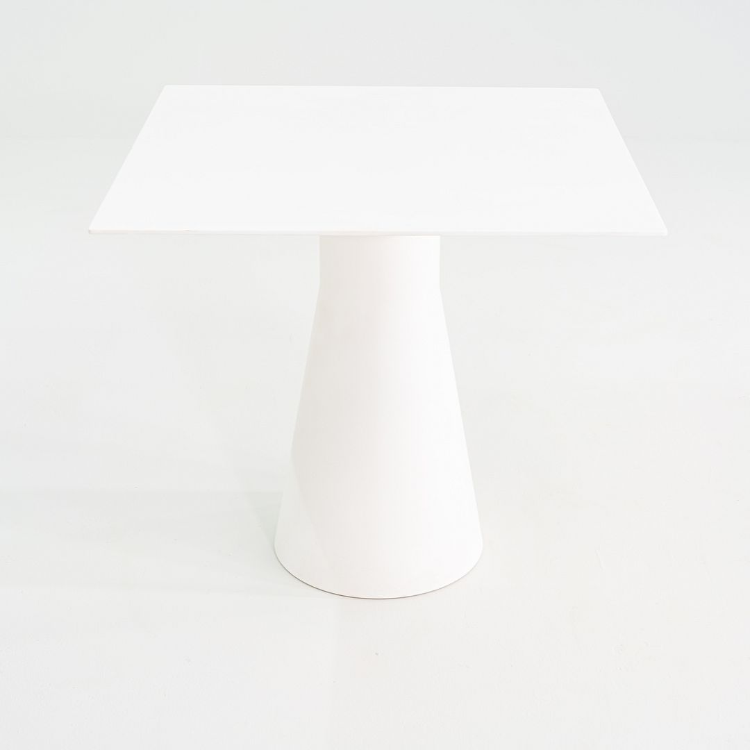 Reverse Dining Table