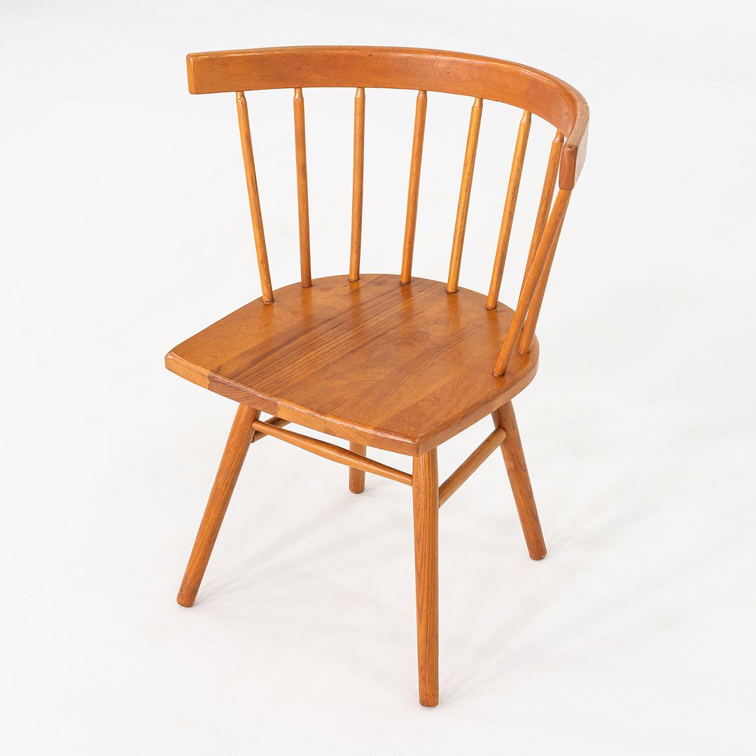 N19 Straight Chair