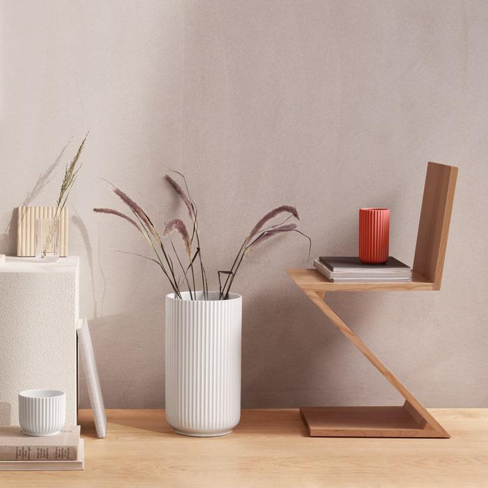 Lyngby Porcelaen Vase — Red