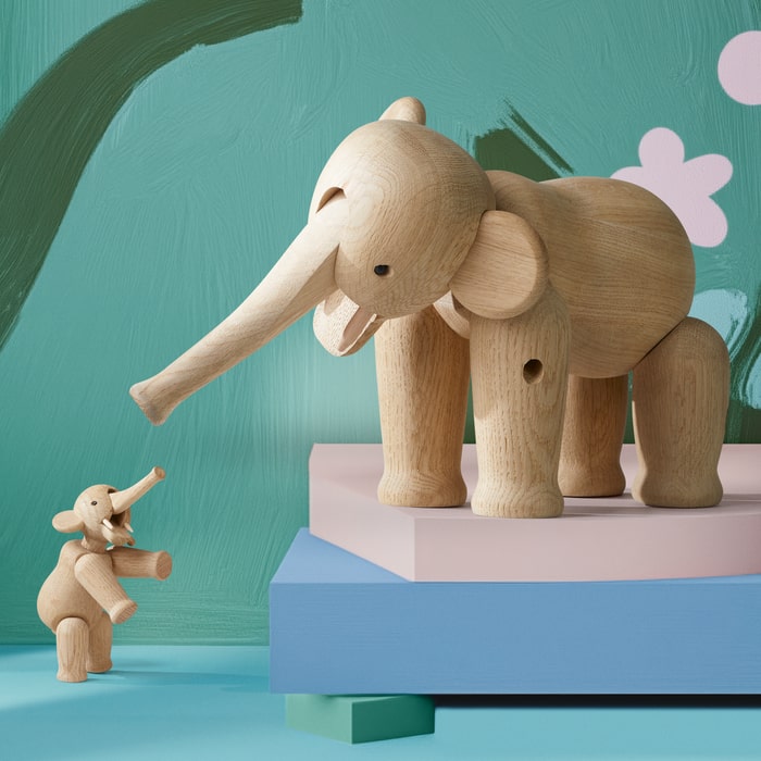 Elephant — Oak Large