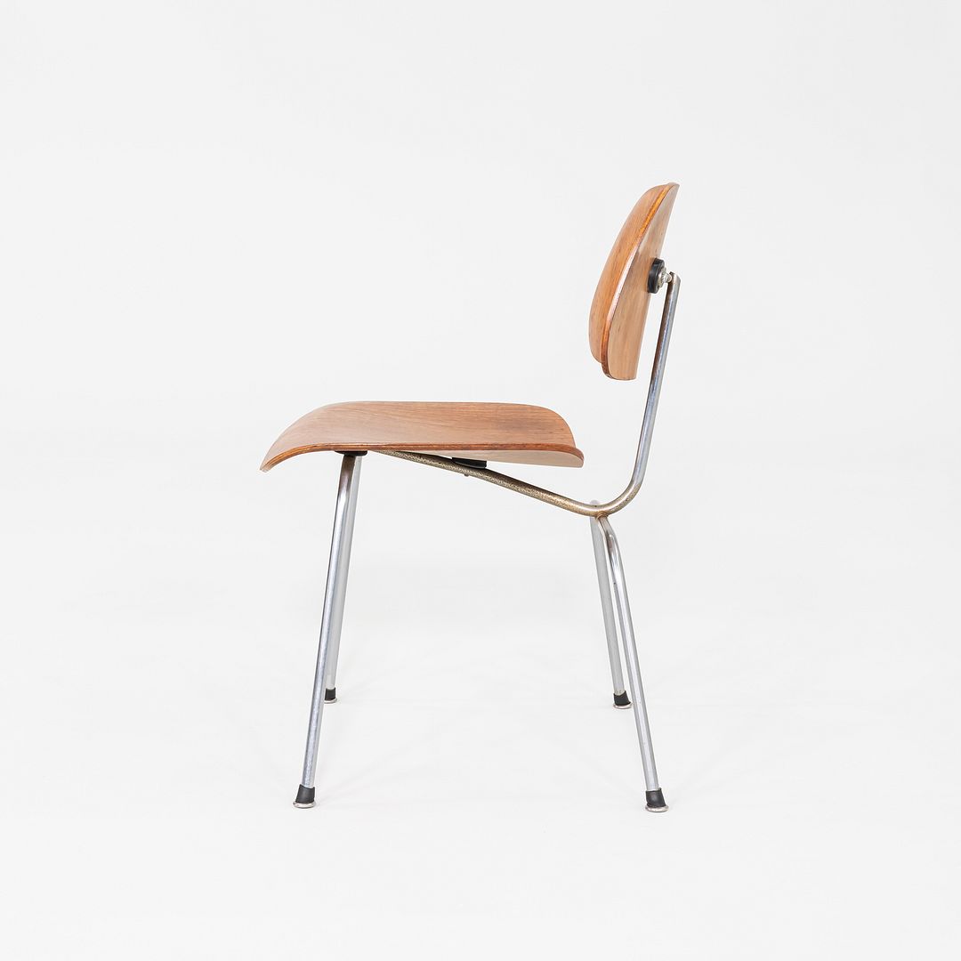 DCM Chair
