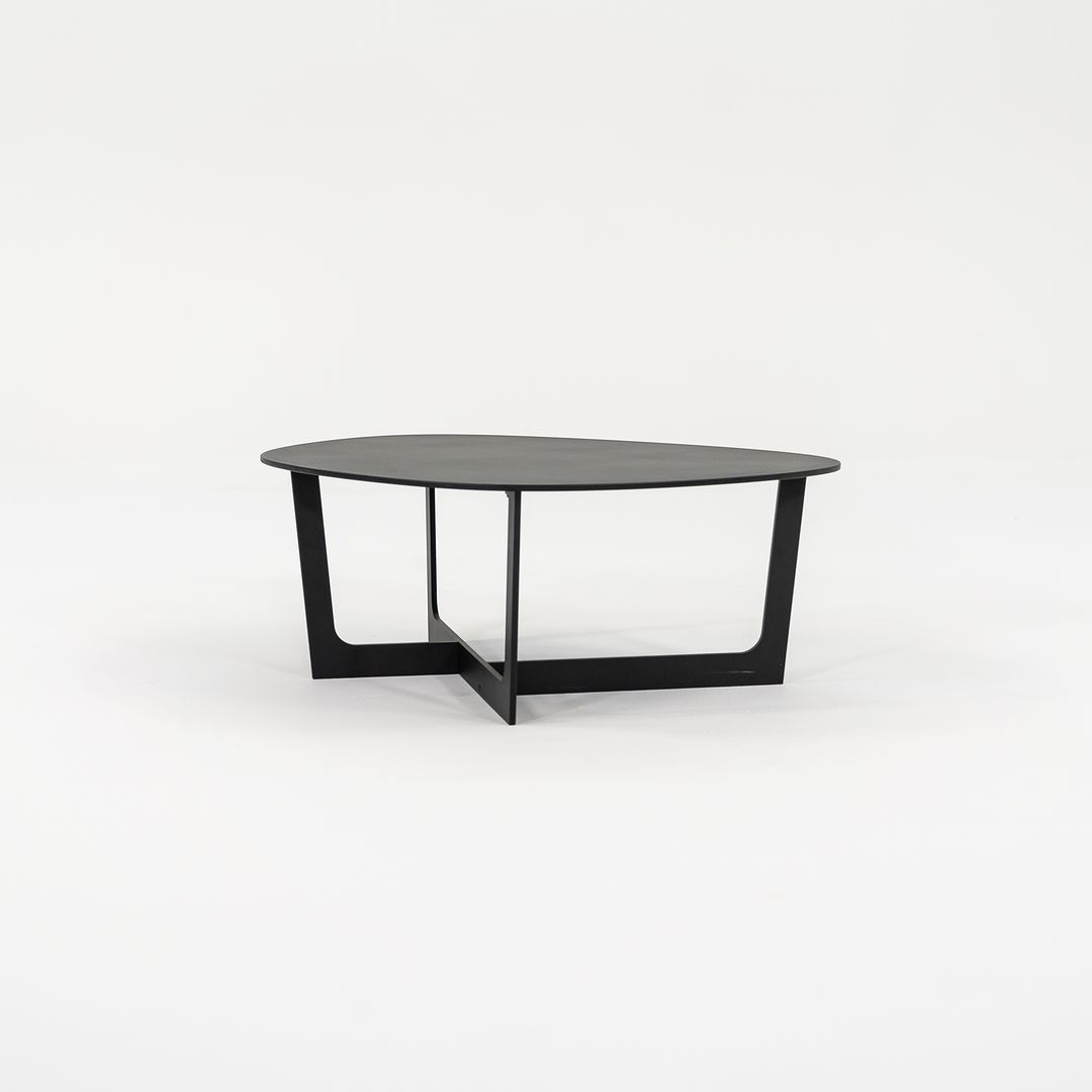 Insula Coffee Table