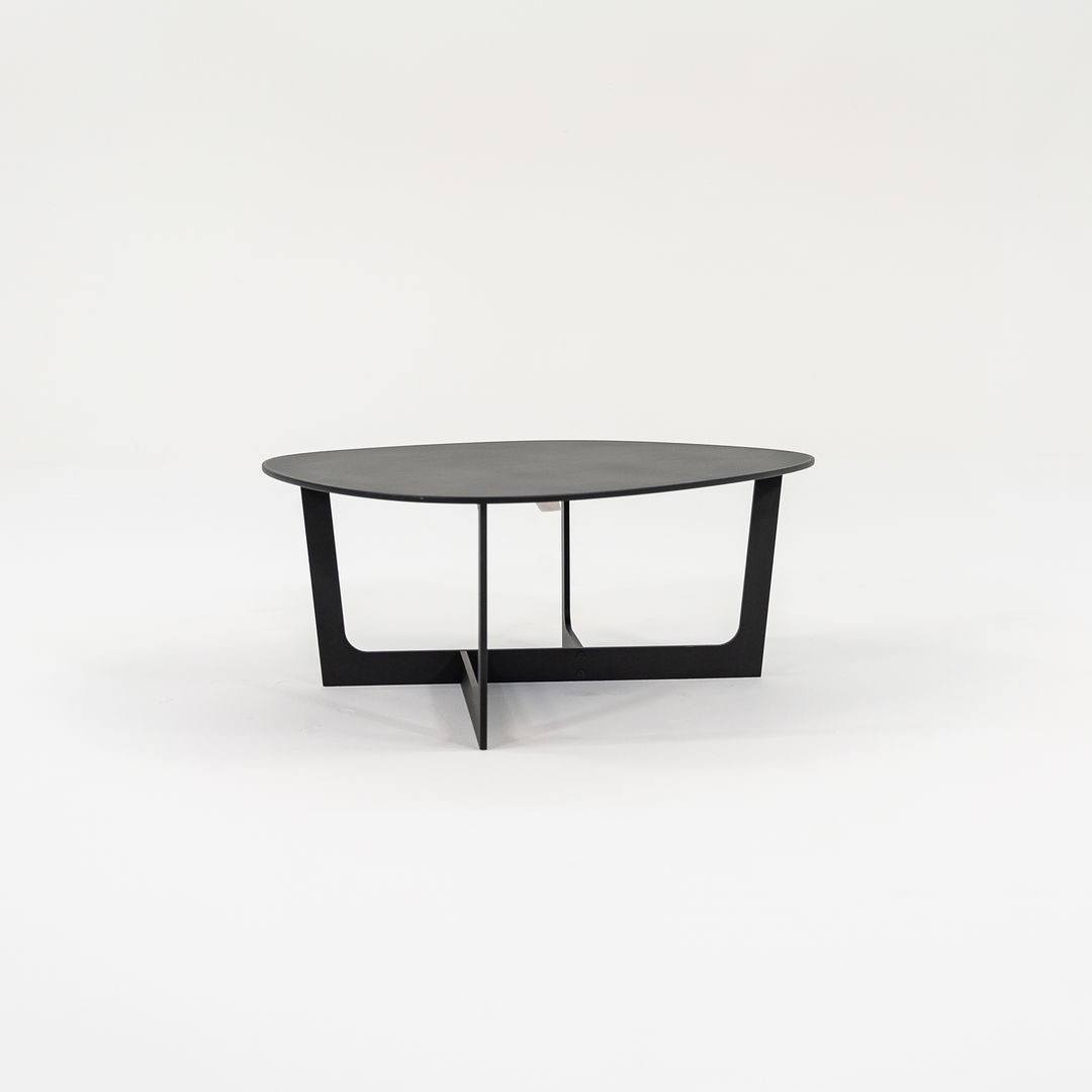 Insula Coffee Table