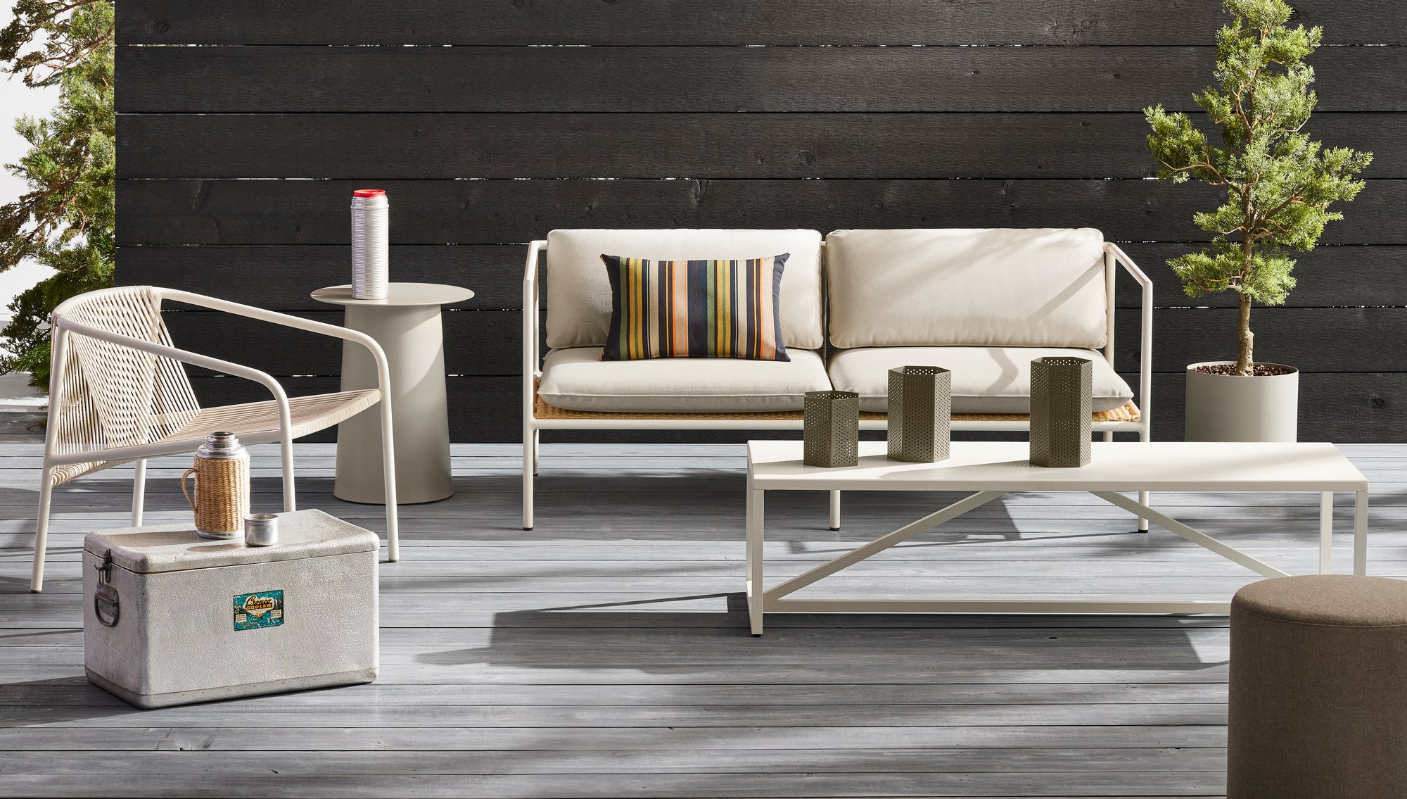 Dog Days Sofa — Outdoor