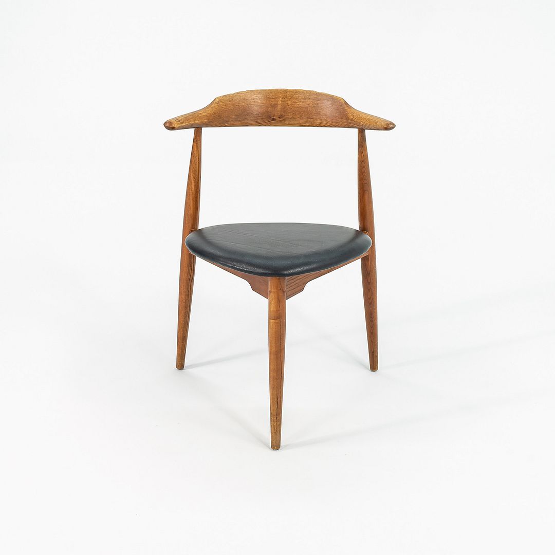 FH4104 Heart Chair