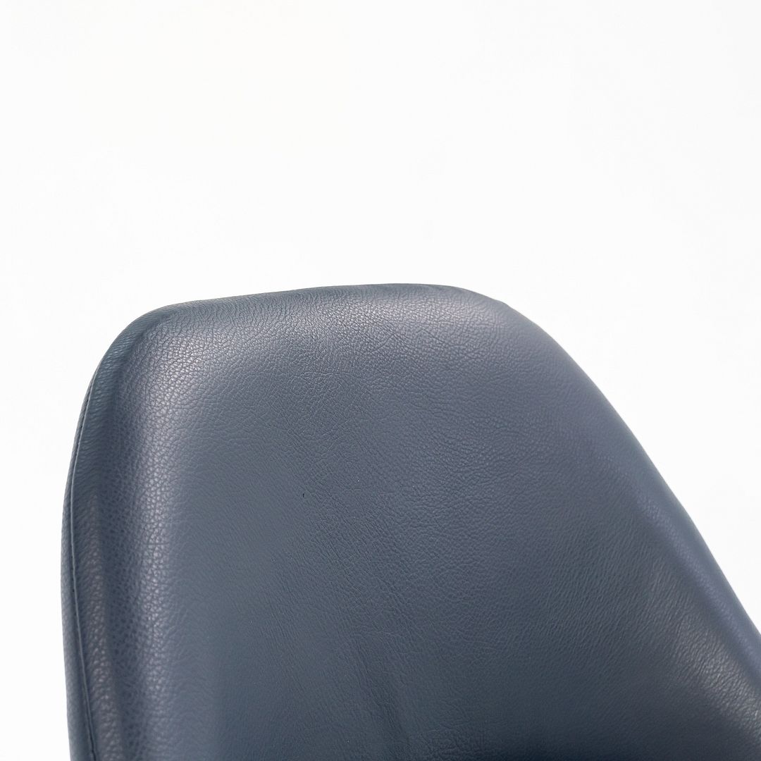 Saarinen Armless Executive Pedestal Chair