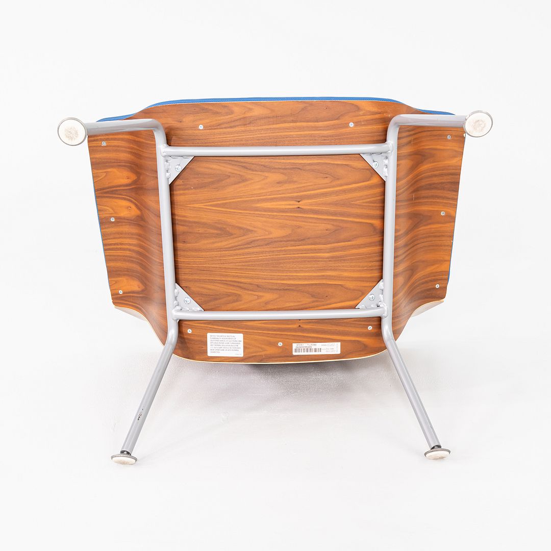 Swoop Lounge Chair