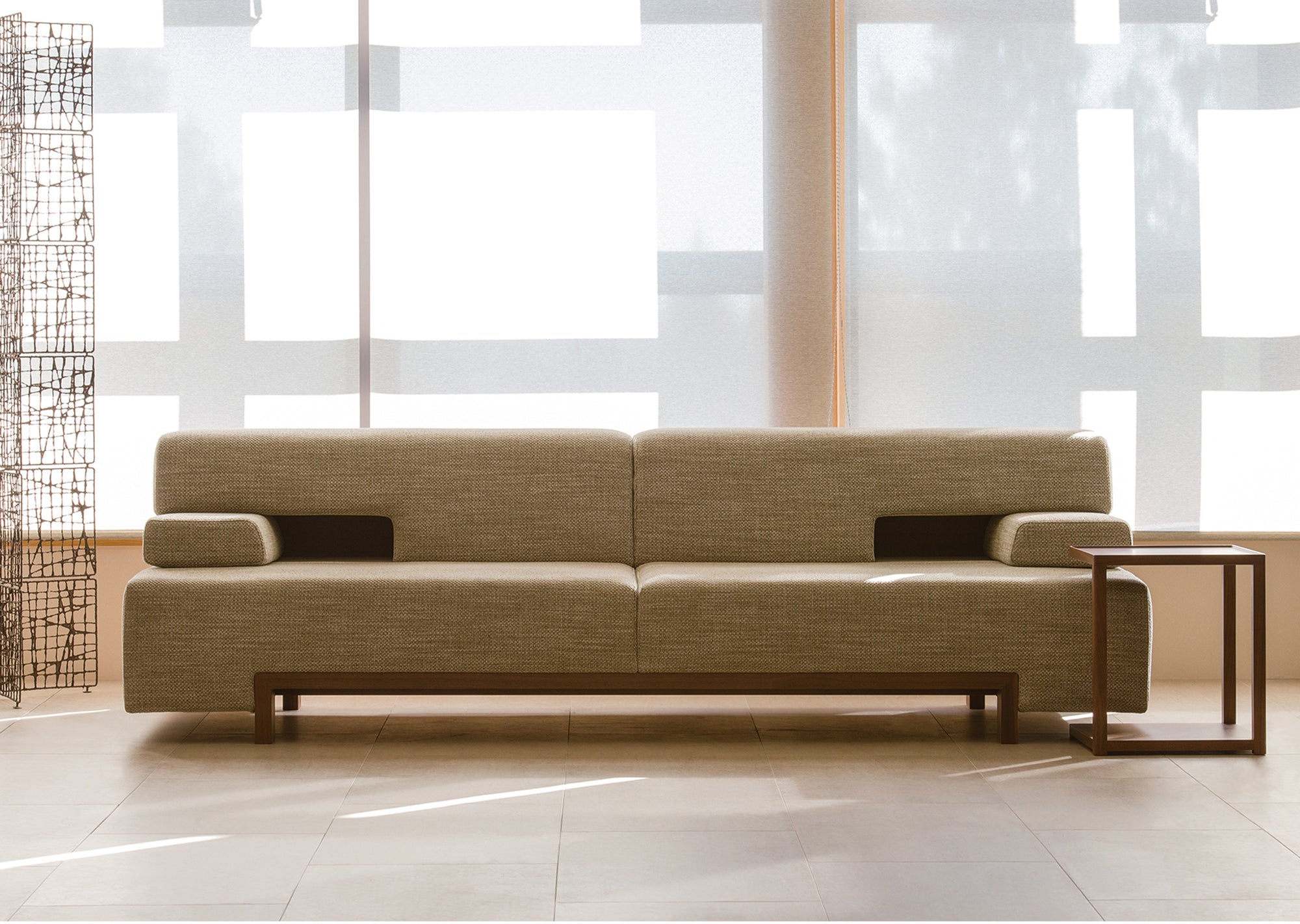 Atilla Sofa