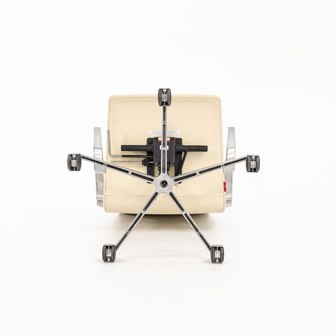 Oxford Chair Model 3272