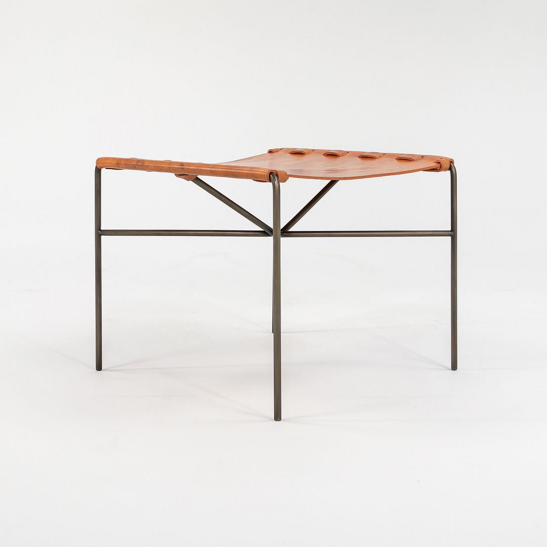 TG-19 Sling Ottoman