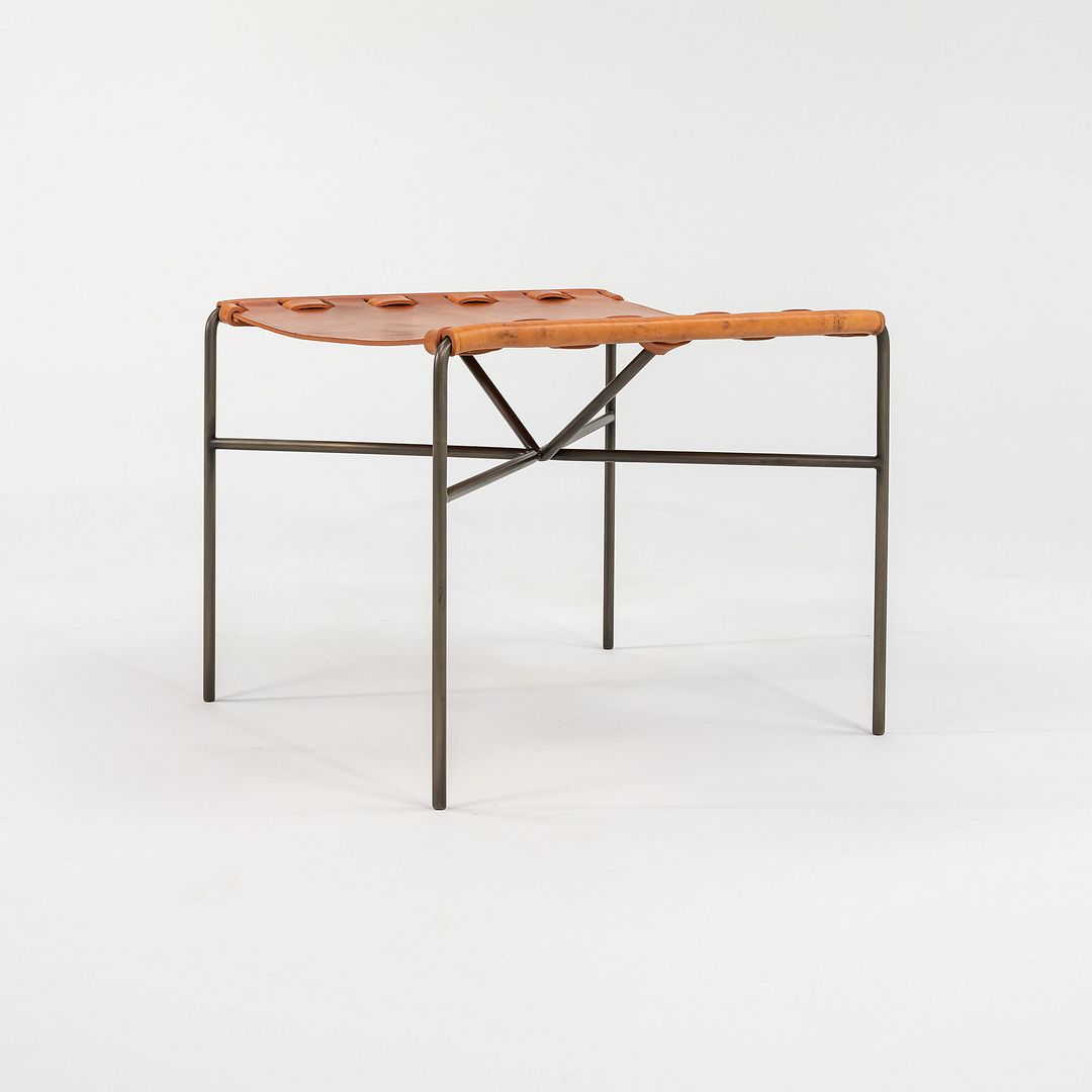 TG-19 Sling Ottoman