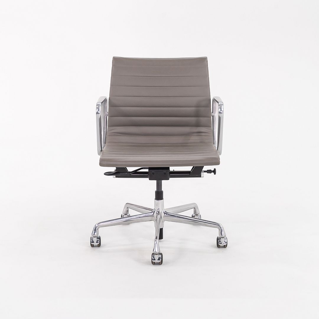 Aluminum Group Management Desk Chair, Model EA335