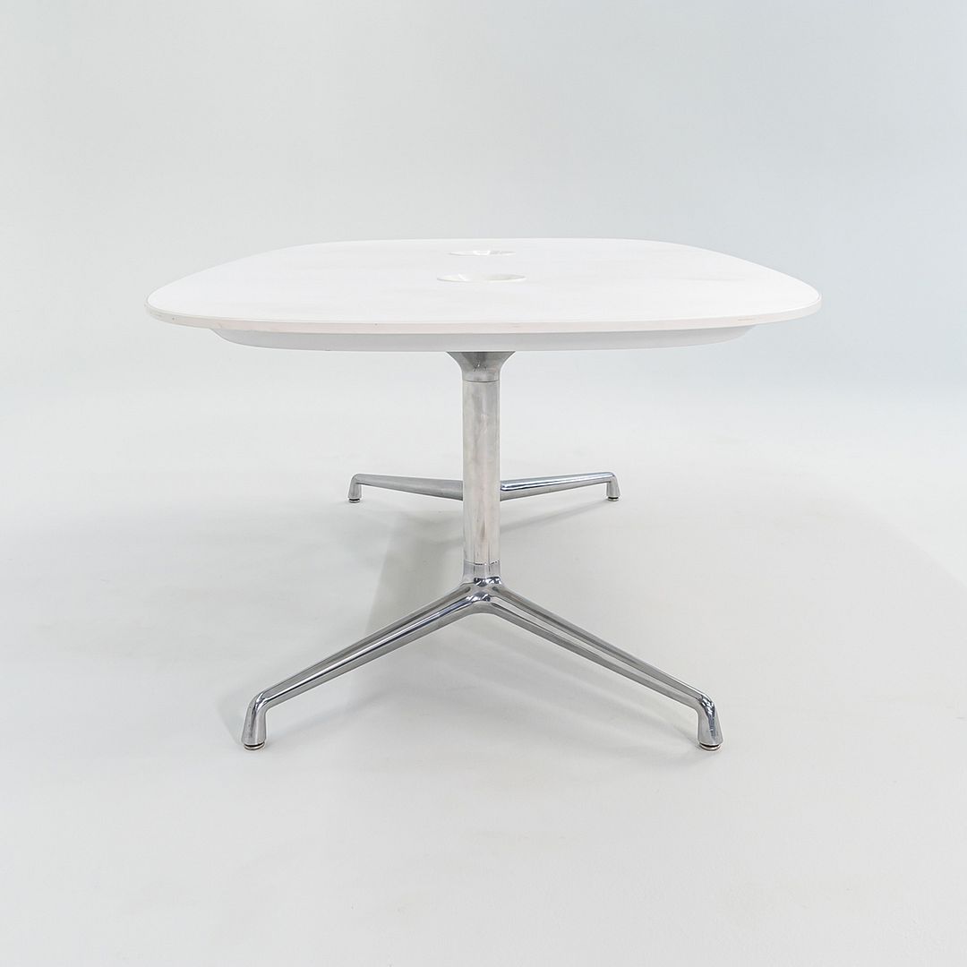 SW_1 Conference Table