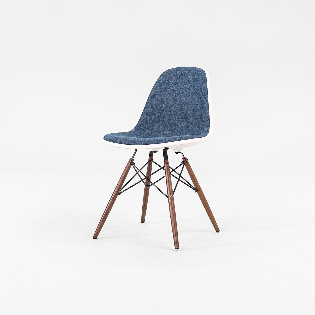 DSW Side Chair with Dowel Base