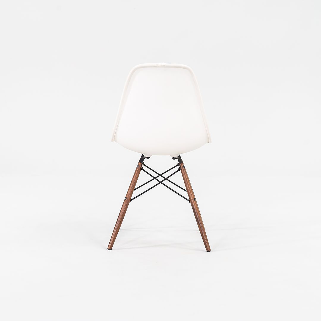 DSW Side Chair with Dowel Base