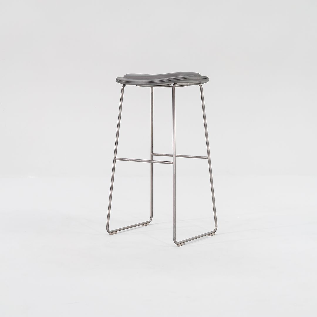 Hi-Pad Bar Stool