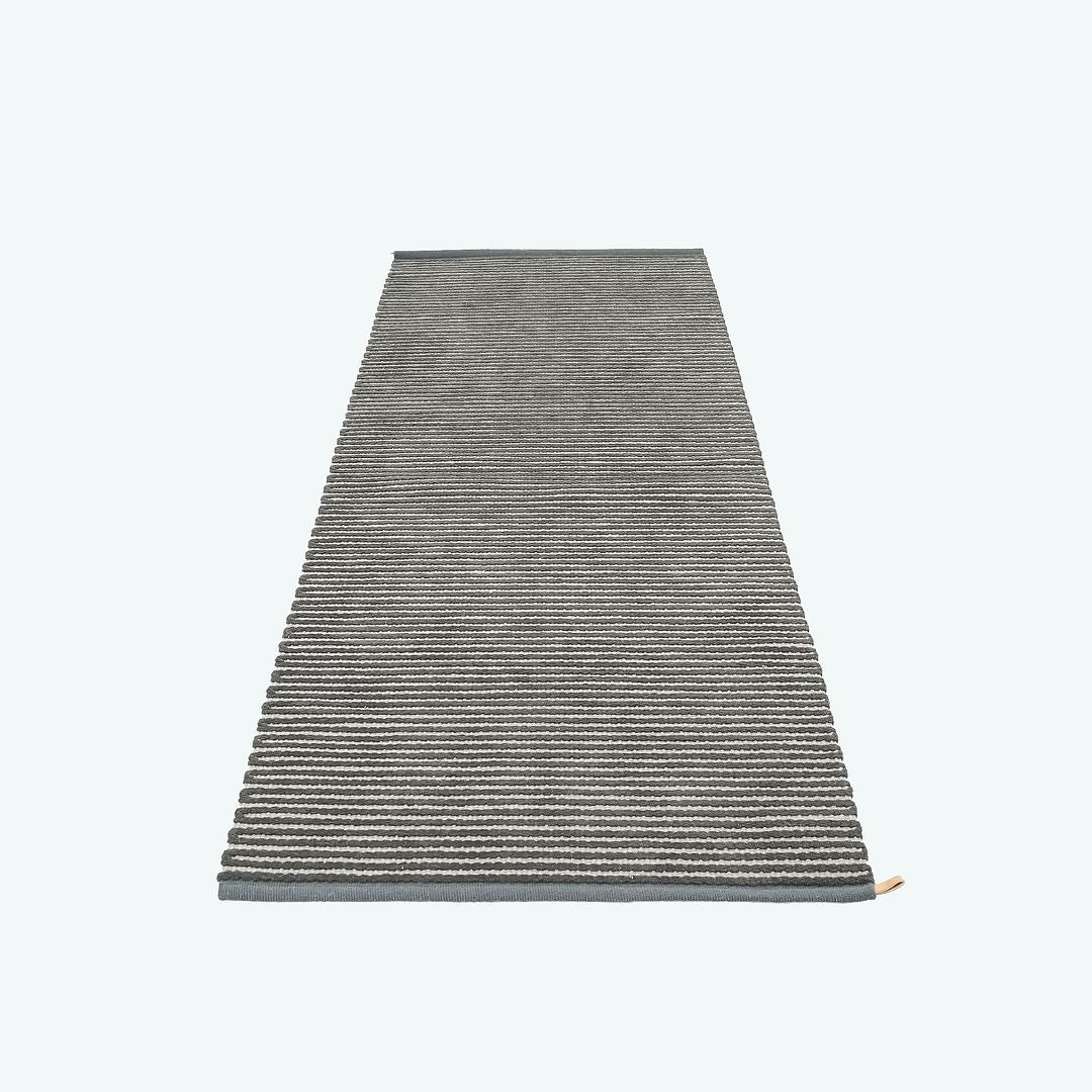 String Rug No. 35