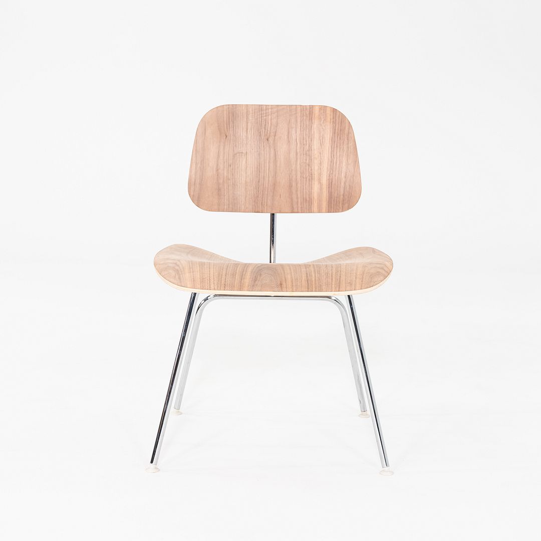 DCM Chair