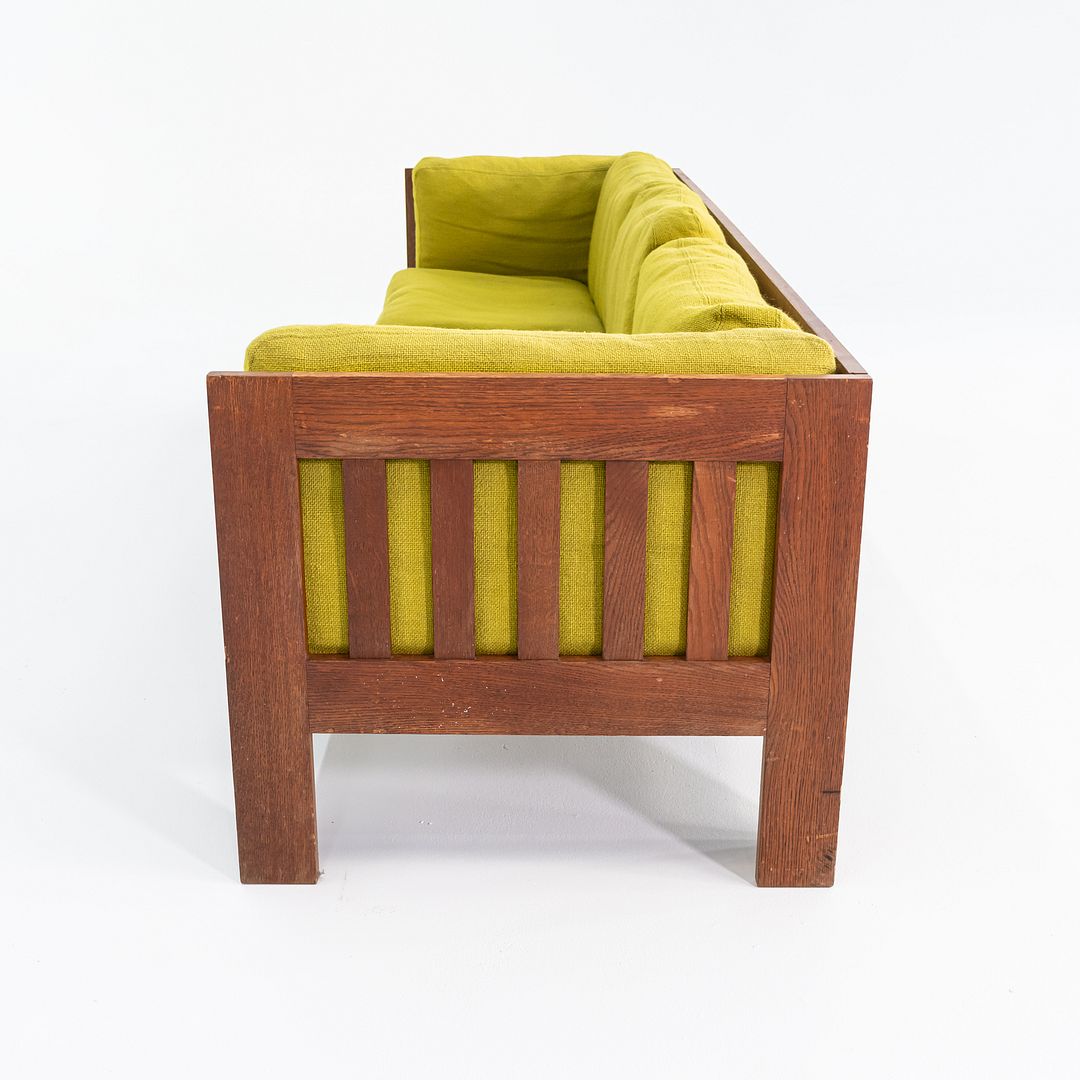 TP633 Sofa