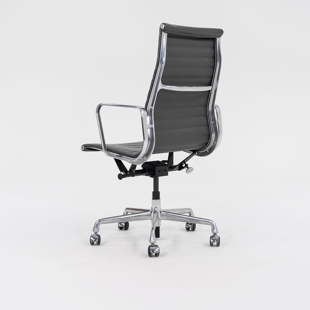 Aluminum Group Executive Desk Chair, EA337