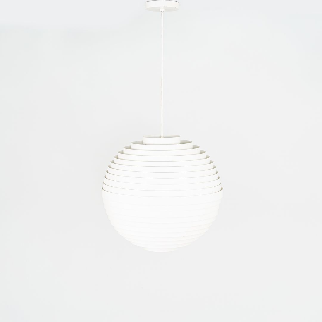 Dynamic Ball Pendant