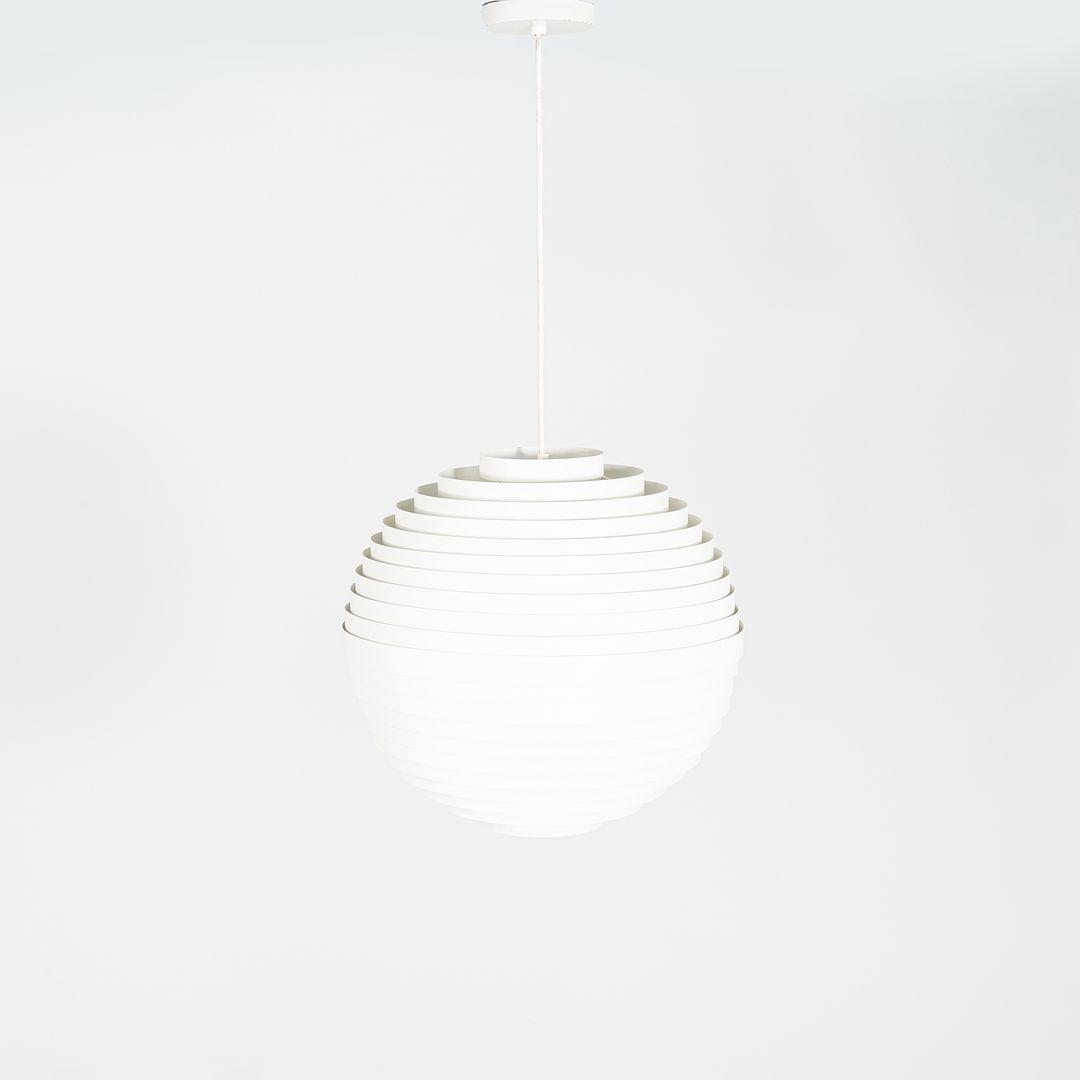 Dynamic Ball Pendant