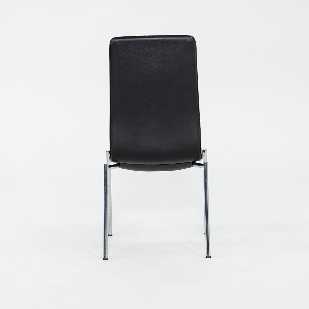 Ona Plaza Side Chair