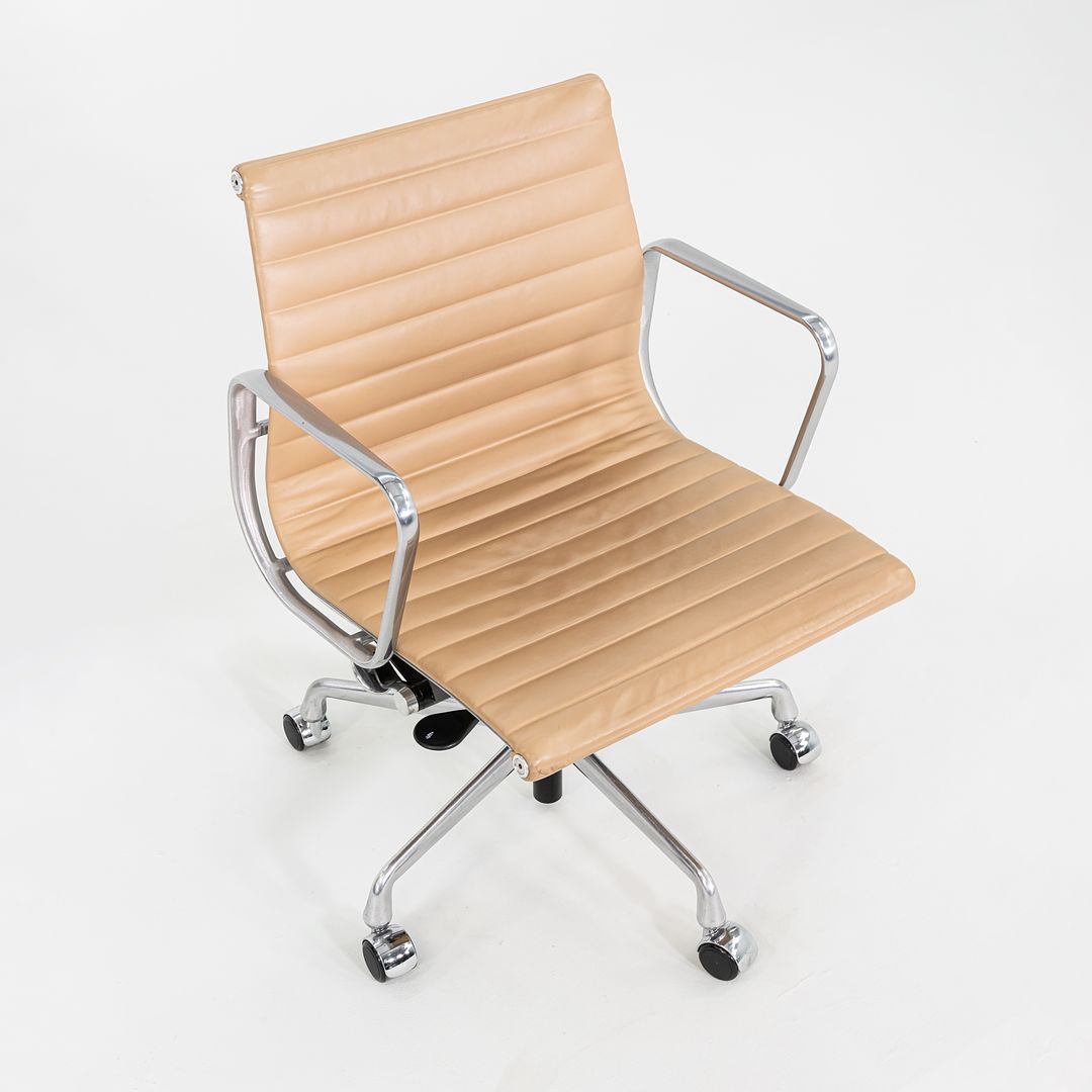 Aluminum Group Management Desk Chair, Model EA335