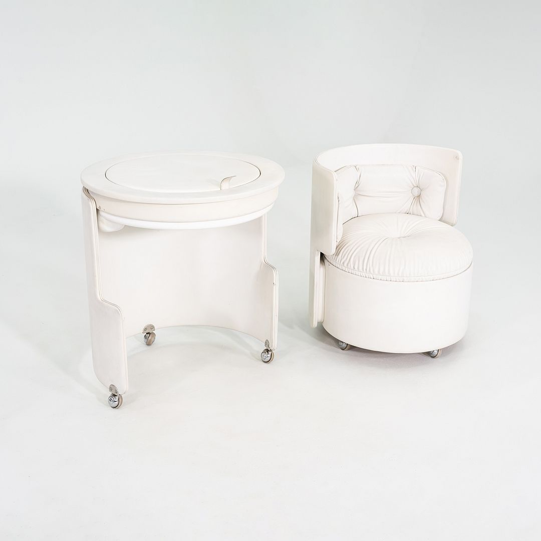 Dilly Dally Modular Vanity