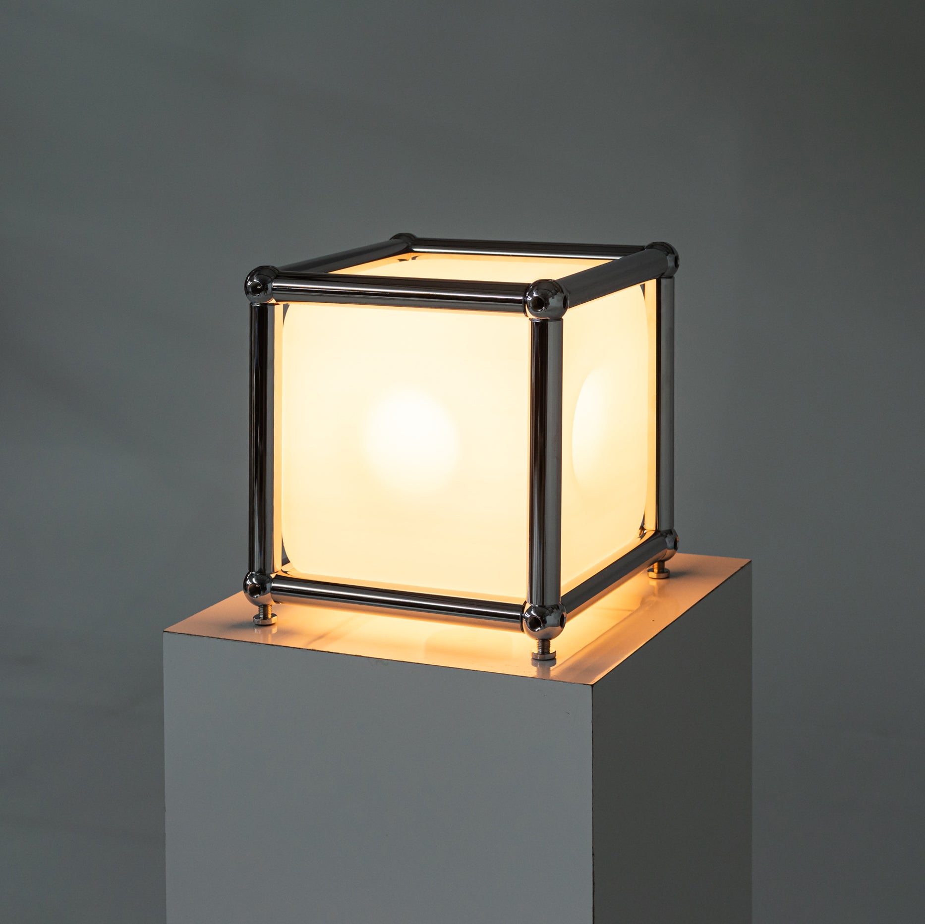 Cube One™ Table Lamp