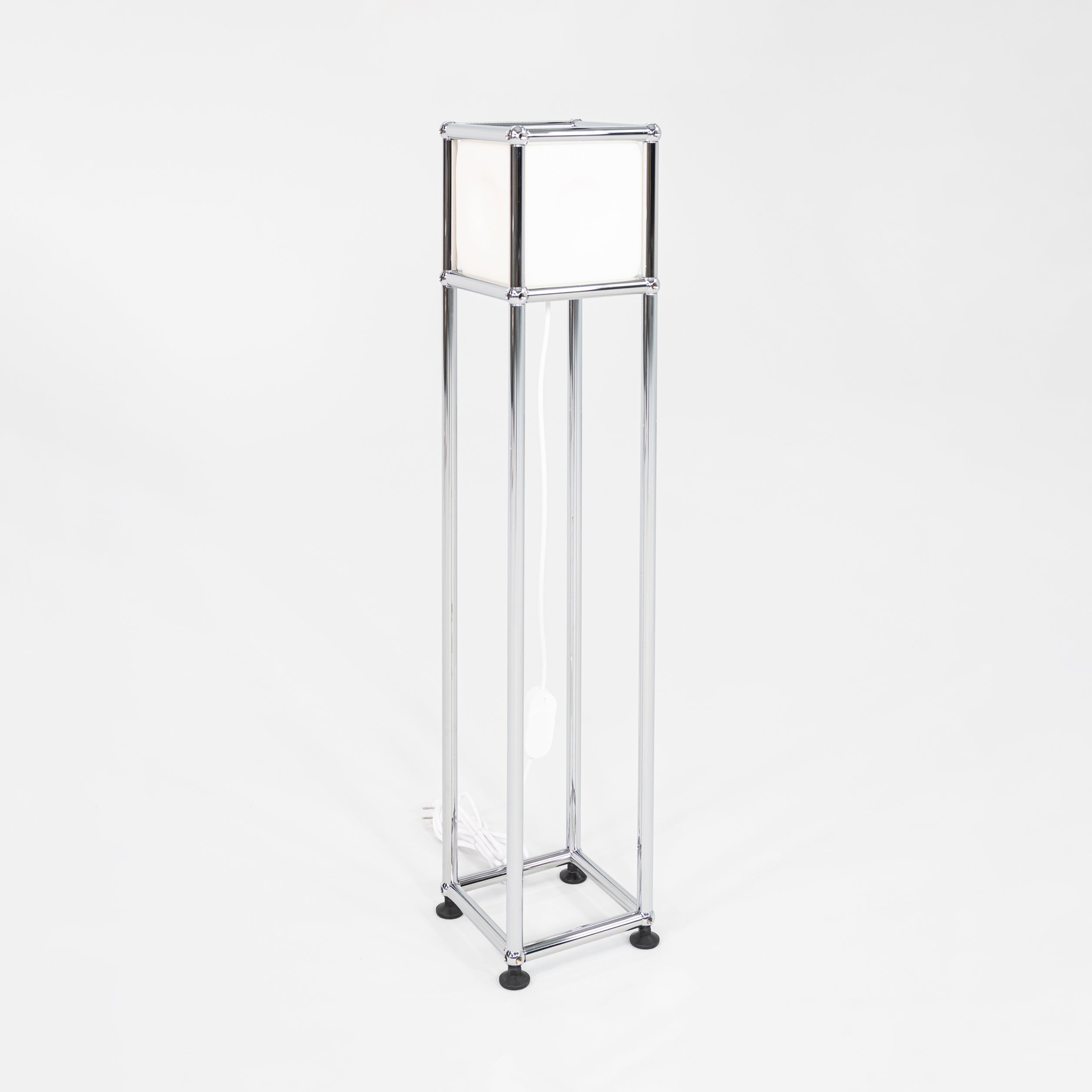 Cube One™ Floor Lamp