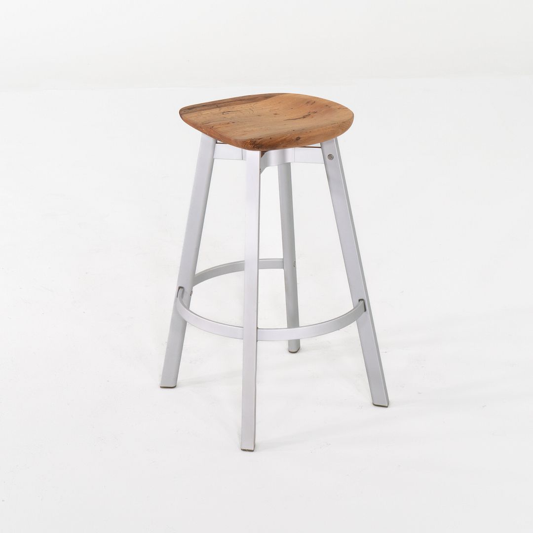 SU Bar Stool