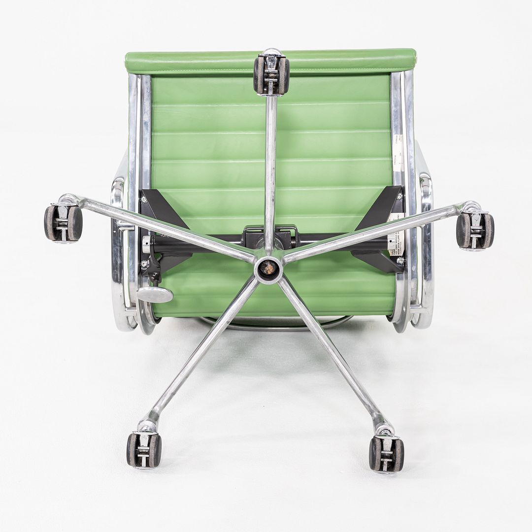 Aluminum Group Management Desk Chair, Model EA335